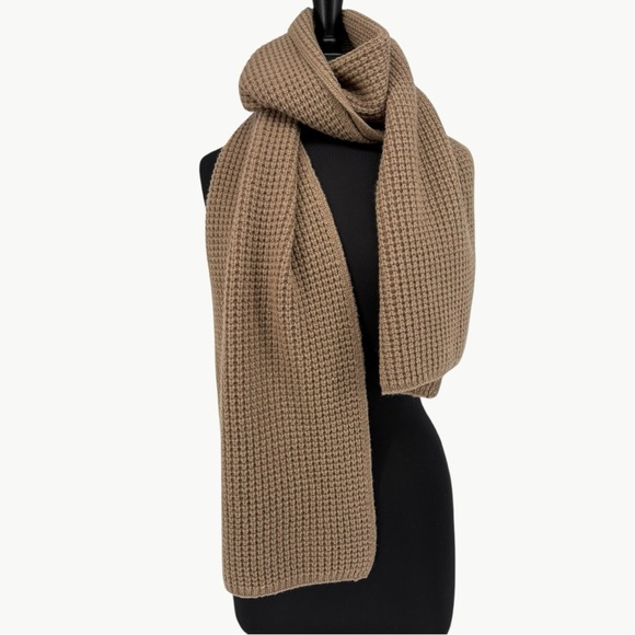 Everlane The Waffle Knit Scarf 100% Wool | RWS Certified | One Size | Camel Tan - Picture 2 of 7